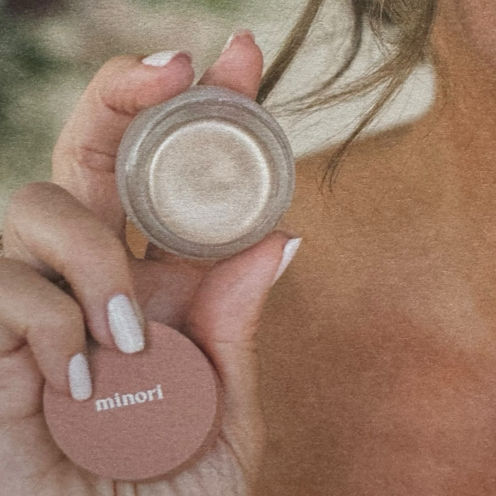 NWT Minori Champagne Cream Highlighter for Jilly Box Winter 2024 - Picture 2 of 2
